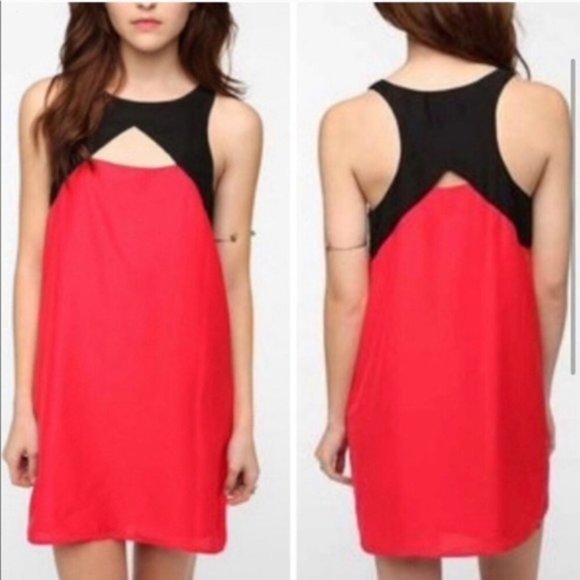 Silence & Noise Keyhole Lined Red Bottom and Black Top Dress sz XS EUC - Picture 1 of 12